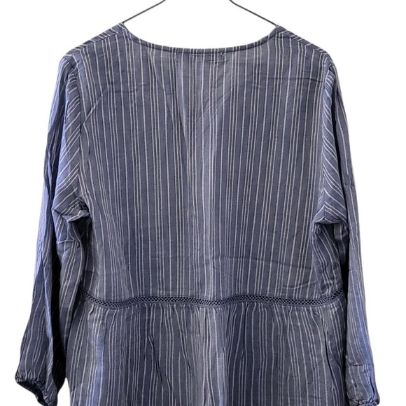 Fever Ladies 3/4 Sleeve Blouse - Picture 2 of 6